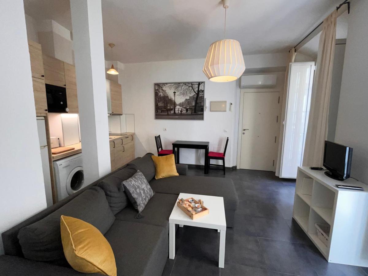 Malaga La Bella Centro Historico Apartment Екстериор снимка